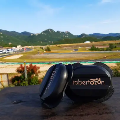 Slidery motocyklowe Xzone – wymienne slidery do kombinezonu